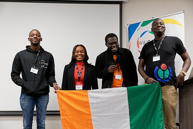 Les ivoiriens reçoivent le flambeau pour l'organisation de la WikConFr en 2023